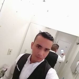 Meet your Posher, Javier